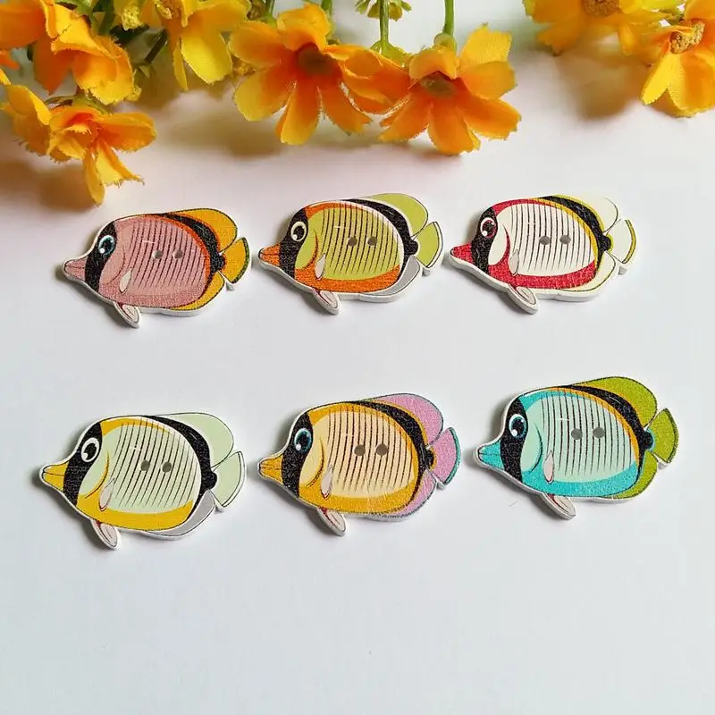

120Pcs Colorful Cartoon fish Cute Wood Sewing Button 2 Holes For Sewing ,DIY,Decorate Scrapbooking Sewing Accessories
