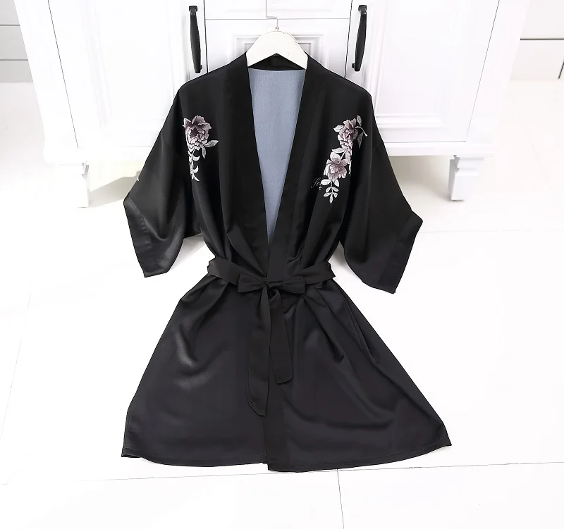 2017 Victoria's secret show silk robes