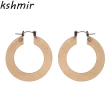 The new 2017 fashion accessories han edition eardrop female personality exaggerated earrings stud earrings han edition acts the role of candy color round metal earrings