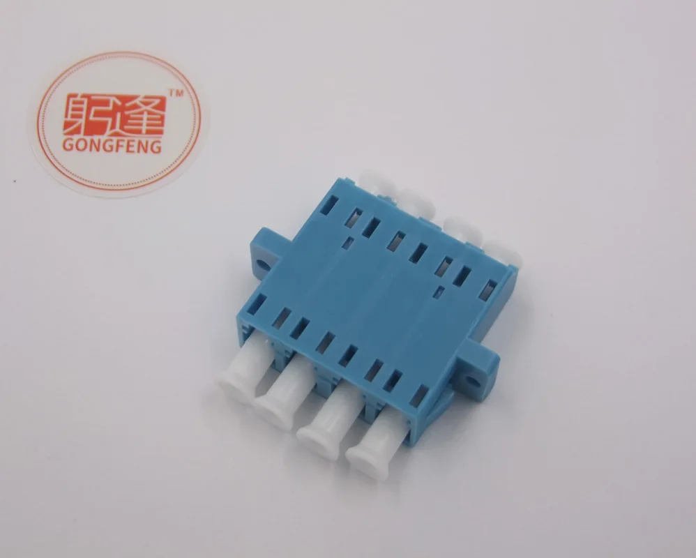 conector de fibra optica com orelha quatro 01