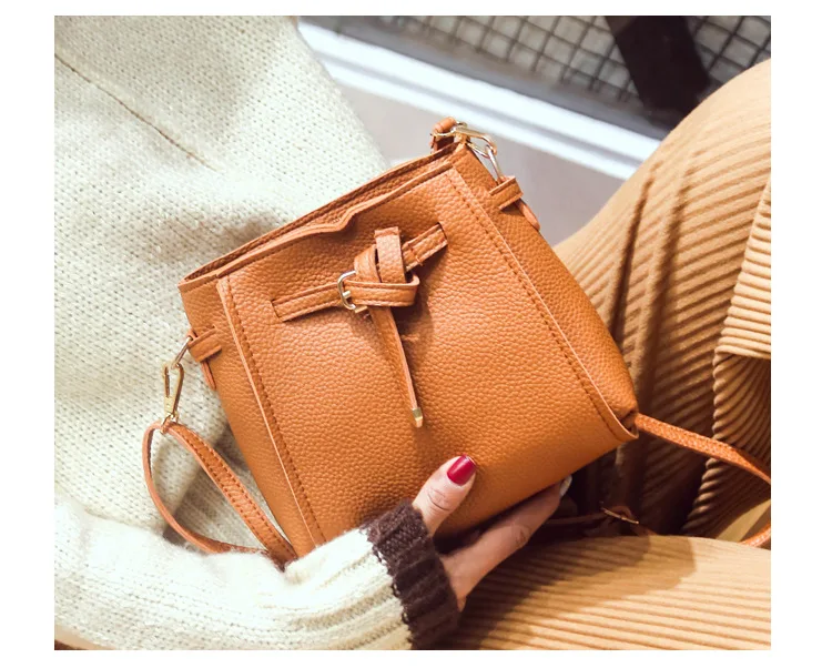 

Mother bag four-piece set of new Korean bucket fringed women's shoulder bag oblique carrying mobile phone 0 wallet Hundred