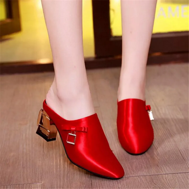 

Summer new women's sandals fashion baotou thick with non-slip shoes shoes bow rhinestones slippers women