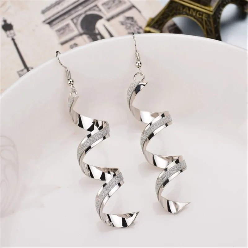 

WWLB New Punk Women Twist Spiral Dangle Earring Lady Girl Charm Jewelry Earrings Valentine's Day Gift Long Earrings