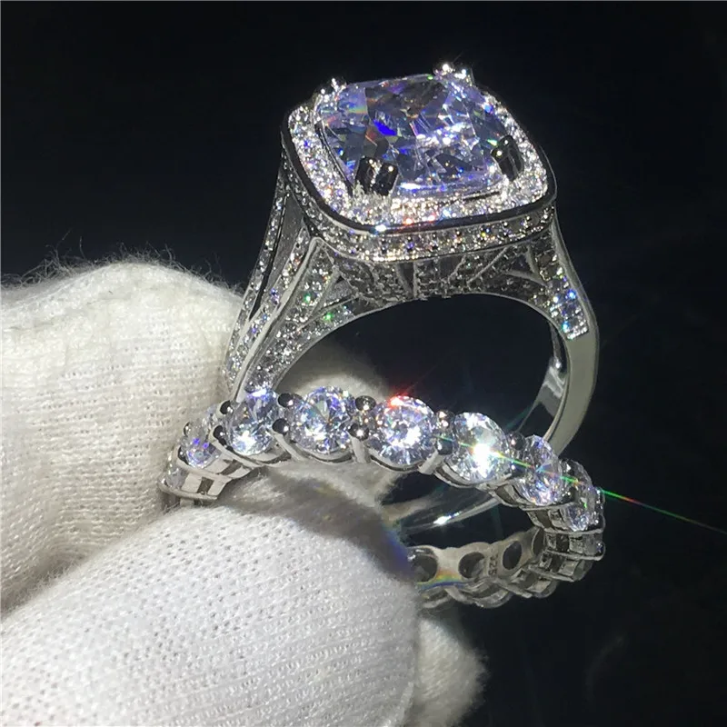 Набор обручальных колец для влюбленных из белого золота с подушками 8ct AAAAA Cz