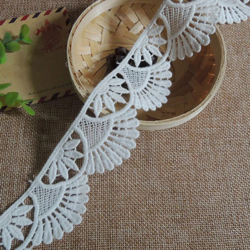 

5Yards / Lot White Lace Trim Water Soluble Embroidery Cotton Lace DIY Lace Fabric Clothing Accessor RS279