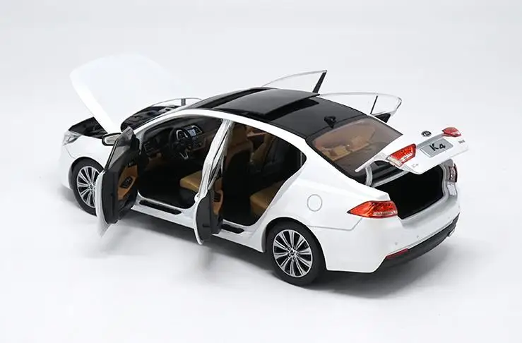 Высокая моделирования KIA K4 Коллекция Модель 1:18 advanced сплава Модель автомобиля, литая металлическая модель игрушка автомобиля, бесплатная