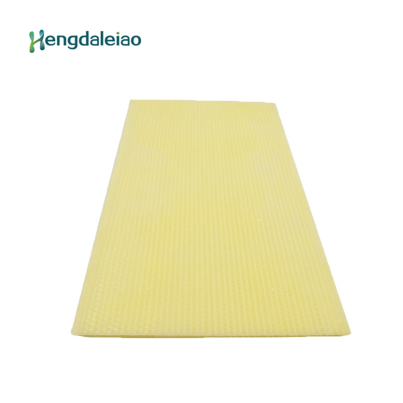 

50pcs/box Factory Outlets Beekeeping Tools Yellow Plastic Bee Honey Comb/Bee Foundation for Sale