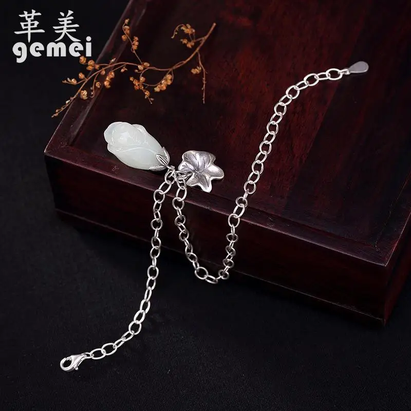 

Gemei 2018 New Arrivals Retro Style Natural Stone Carved Magnolia Floewr Charm Bracelets For Women Chinese Style Jewelry