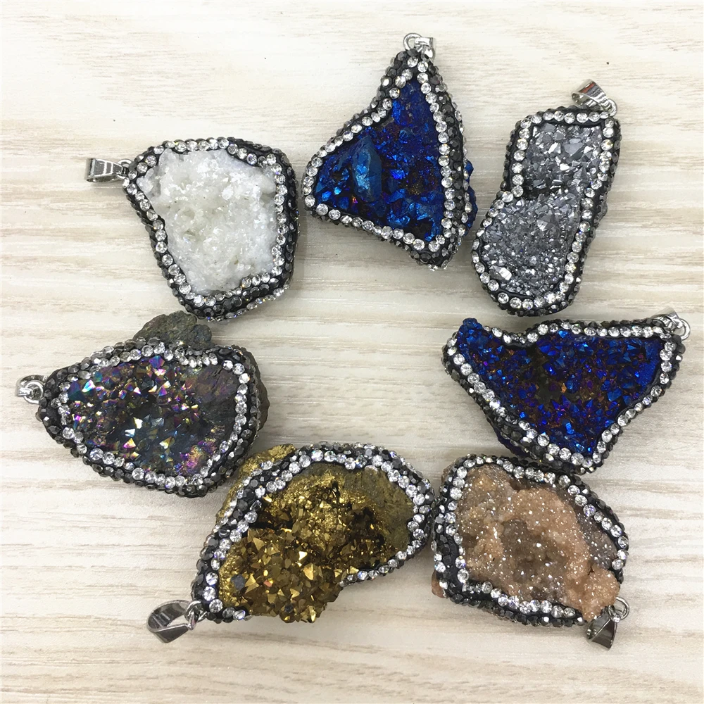 

Rhinestone Irregular Natural Stone Pendants Pendulum Crystal Druzys Drusy Pendants Sparkling Pendant Necklace for Jewelry Making