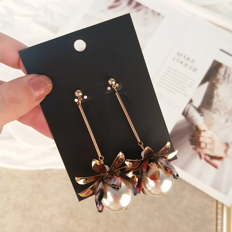Guanlong Vintage Flower Acetic Acid Acrylic Long Big Drop Earrings for Women Acetate Resin Metal Dangling Pearl Earring Jewelry (1)