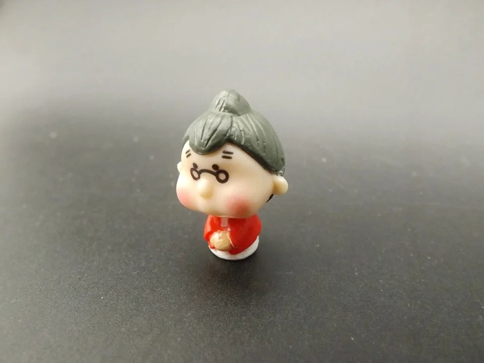 Tiny-F003Grandma (10)