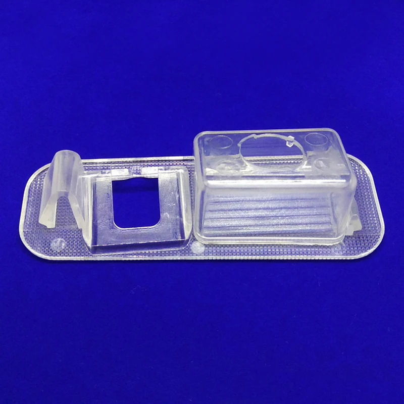 HTB1VbuPBZyYBuNkSnfoq6AWgVXaQ