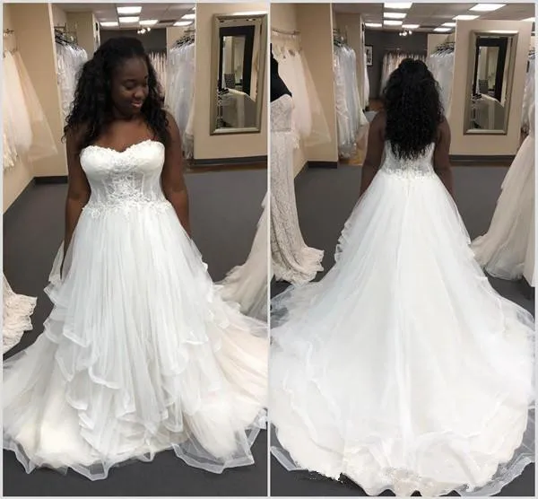 2019-african-beach-wedding-dresses-a-line-strapless-sweep-train-bridal-gowns-with-lace-ruffles-backless-wedding-gowns_