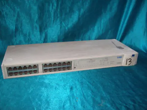 

DHL/EMS 5 LOTS Superstack II PS Hub 40 Ethernet Hub -A1
