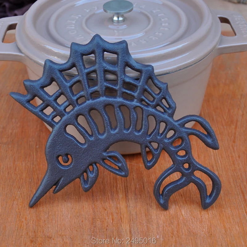 

Cast Iron Sea horse Trivet - Decorative Cast Iron Trivet For Kitchen Or Dining Table - Vintage, Rusted Design