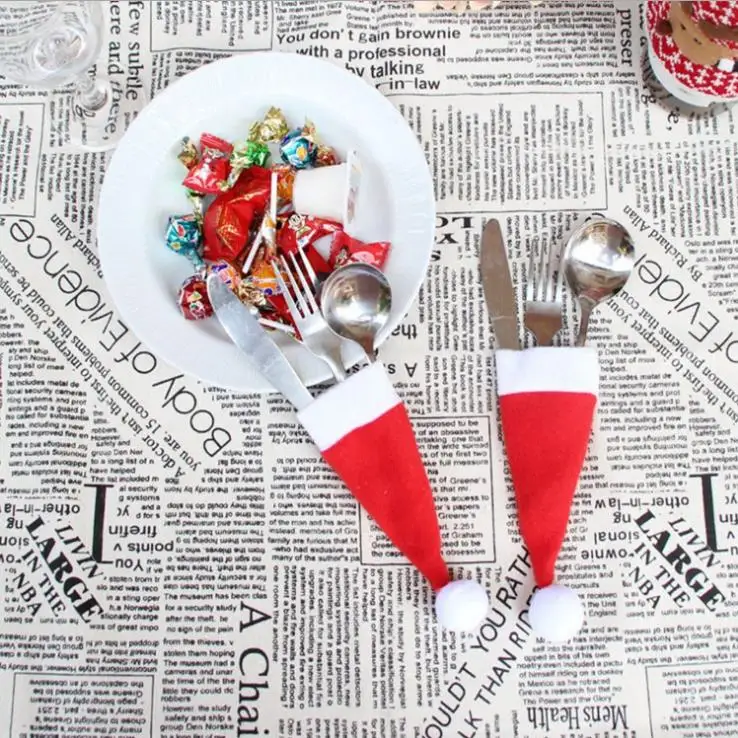 

1 PC Wholesale Christmas Ornaments Decorative Tableware Knife Fork Christmas Hat Tool Xmas Decoration Navidad Envio Gratis