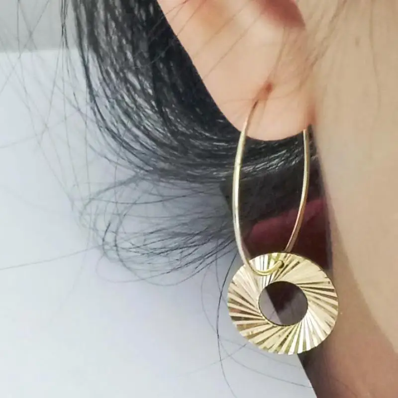 

New Fashion Personality Circle Simple Popular Luxury Gold Geometric Earrings Wild Jewelry Wholesale Punk Hip Hop Earrings