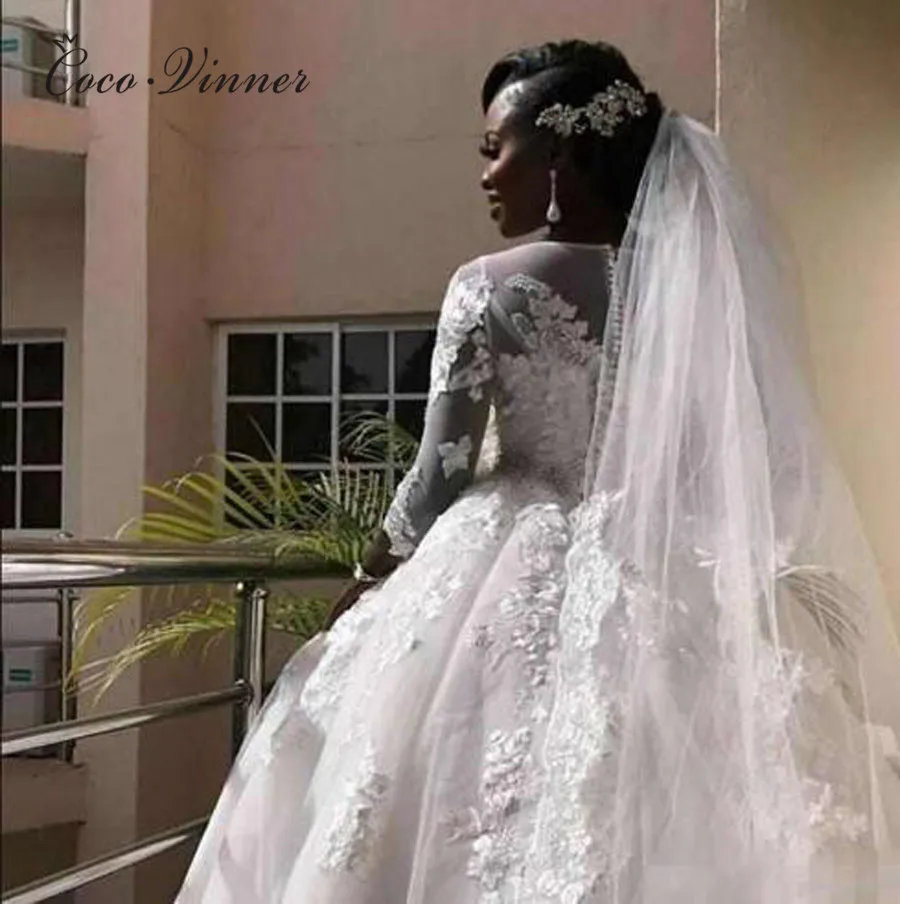Винтажные свадебные платья принцессы Новинка года, кружевные свадебные платья с рукавом 3/4, с прозрачной горловиной и пуговицами на спине, свадебное платье W0378
