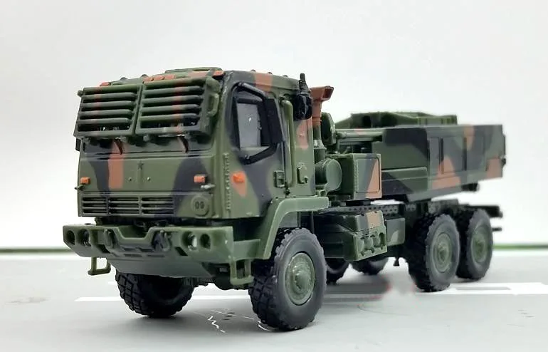 

AMER1:72 USA M142 "HIMARS" model of self-propelled Rocket Launcher Simulation model Only one