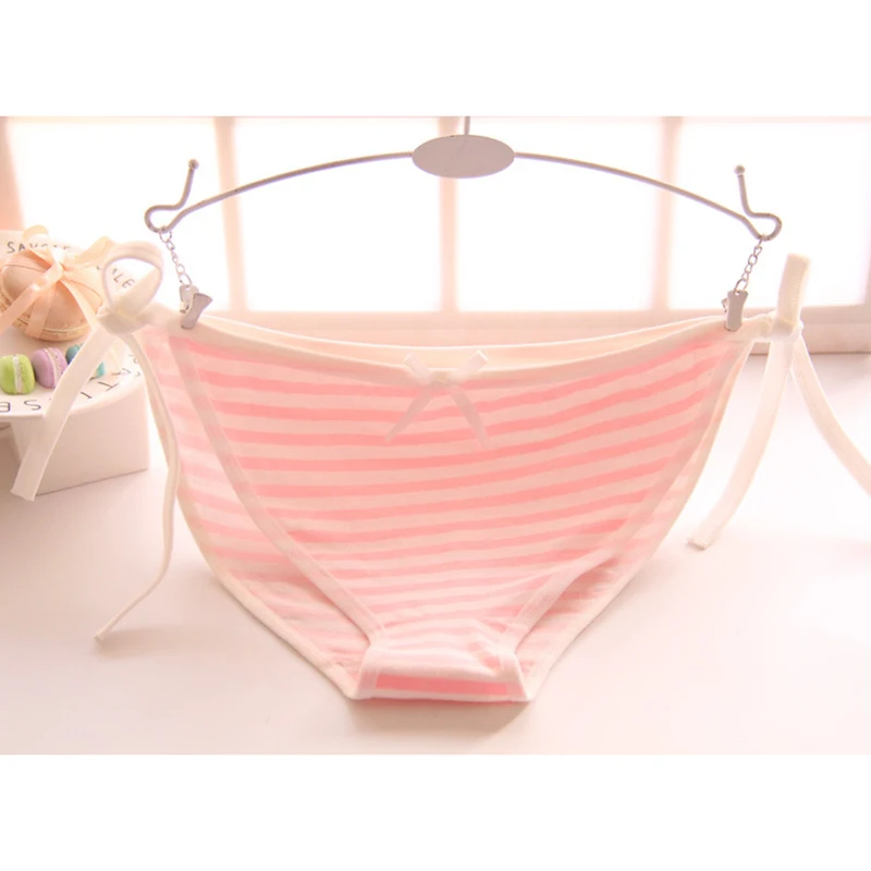 

Free Size Japanese Korea Girl Stripe Bandage Panties Cotton harajuku Cute sexy Hatsune Miku Underpants pink blue red underwear