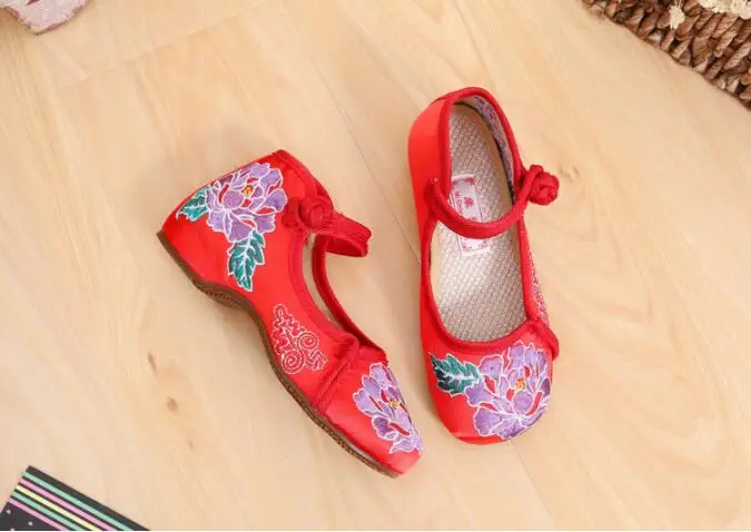 Детская обувь с вышивкой национальный ветер костюм в китайском стиле в стиле ретро; обувь для танцев - Цвет: 3
