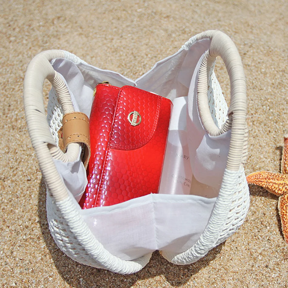 Солнечный пляж Новое поступление Модная ручка сумки соломенная плетеная Сумка из ротанга летняя оболочка Сумка тканая квадратная пряжка сумка