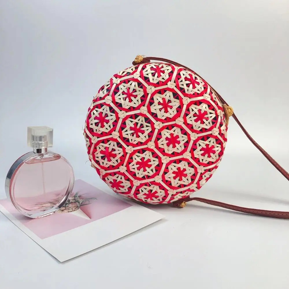 

Rattan Bags Handbags For Women Bali Bohemian Summer Beach Bag Fashion Hot Shoulder Crossbody Round bolsa Straw Bag