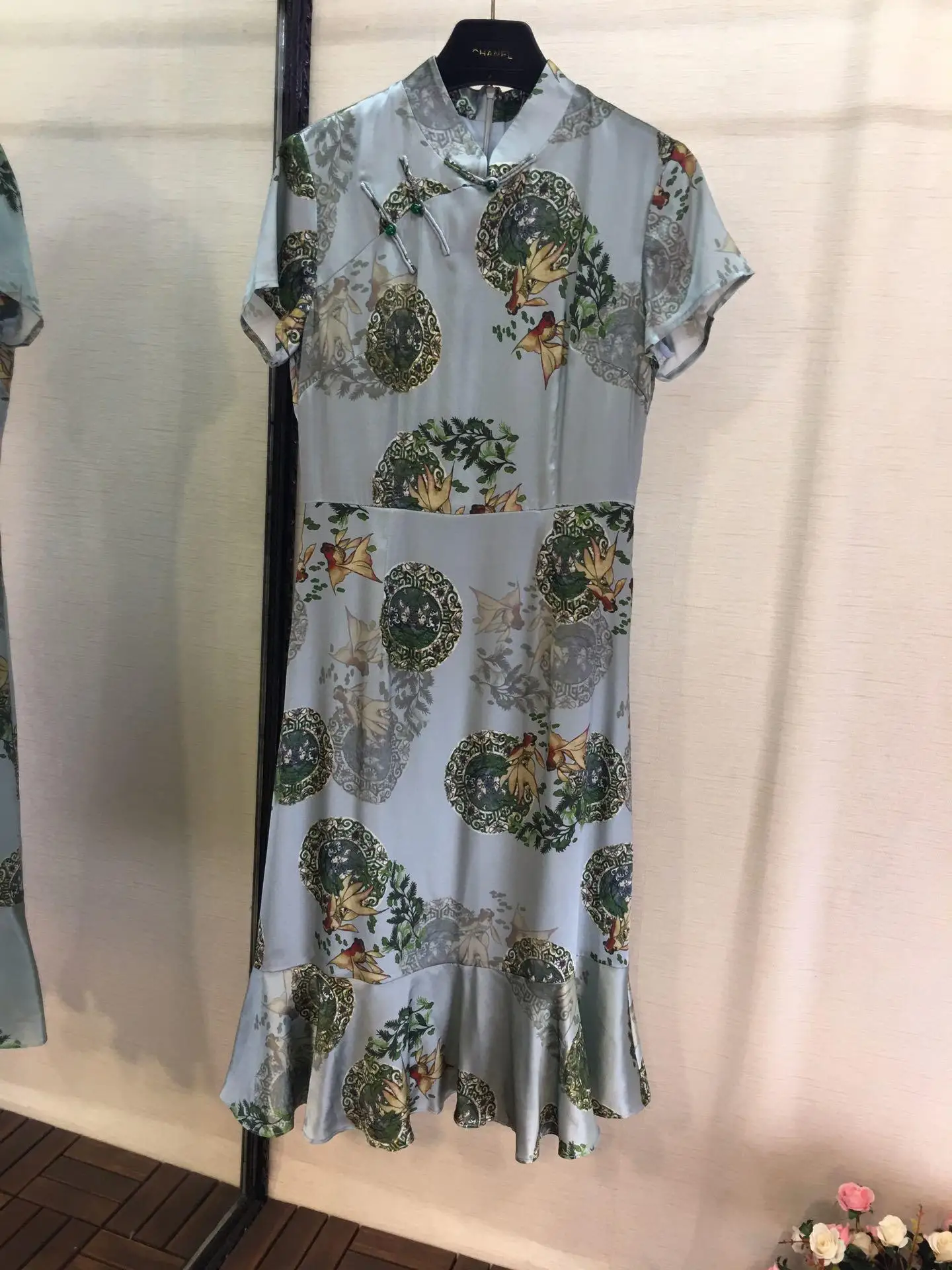 

2019 spring and summer new silk Chinese style printed bird pattern short-sleeved dress 0522