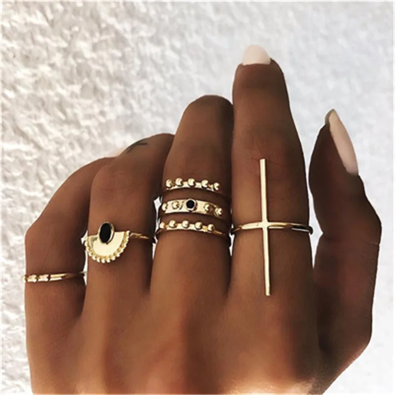 

Bohemian Vintage Gold Crescent Geometric Joint Ring Set for Women Crystal Personality Design Ring Set Party Jewelry Gift