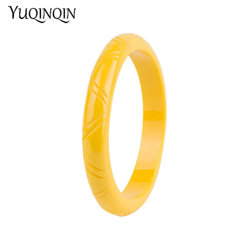 

Classic Fashion Acrylic Cuff Engraved Bracelets Bangles for Women 2018 New Resin Vintage Simple Charm Bracelet Female Jewelry