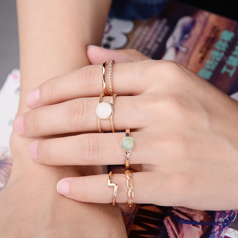 

9pcs Vintage Ring Set Unique Antique Gold Knuckle Midi Rings For Women Party Boho Beach Jewelry Stone Rings Wholesale
