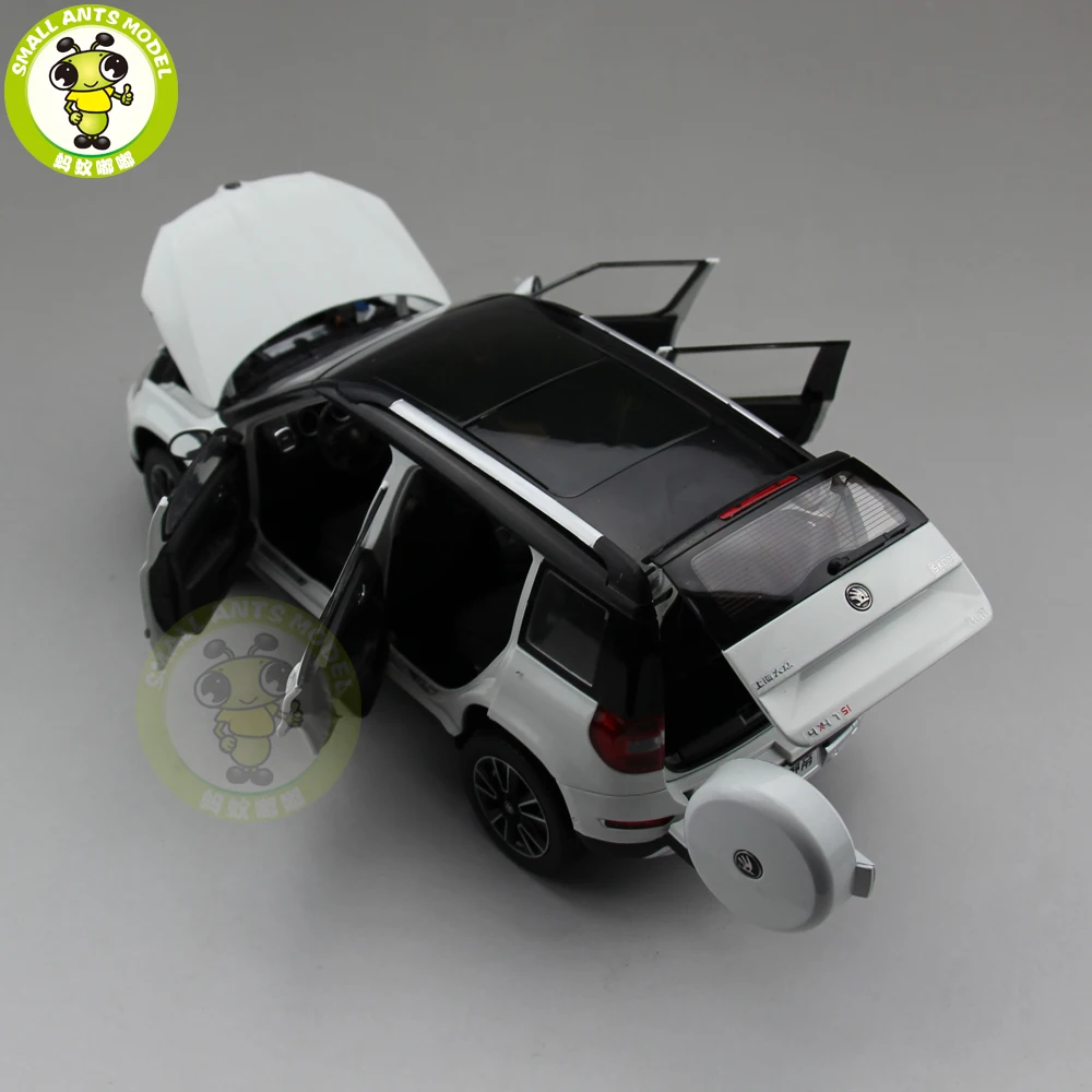 1/18 Skoda Yeti SUV литая модель металлическая модель автомобиля SUV Подарочная коллекция хобби белый