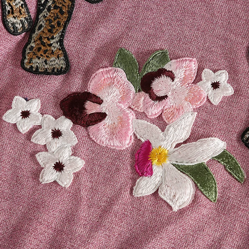 2018 Winter Christmas Animal Embroidery Pink Knitted Sweaters Pullovers Women Runway Design Ruffle Elegant Clothes Lady Jumper 