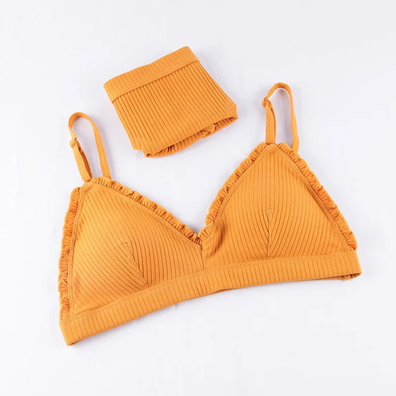 

2019 New Lady's French Threaded Women Underwear Set loadable Padded Bralette Female Cotton Bra Soft Wire Free Lingerie