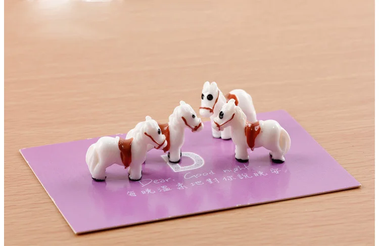 2 шт. белый красный маленький конь фигурка миниатюрный аниамл украшение мини