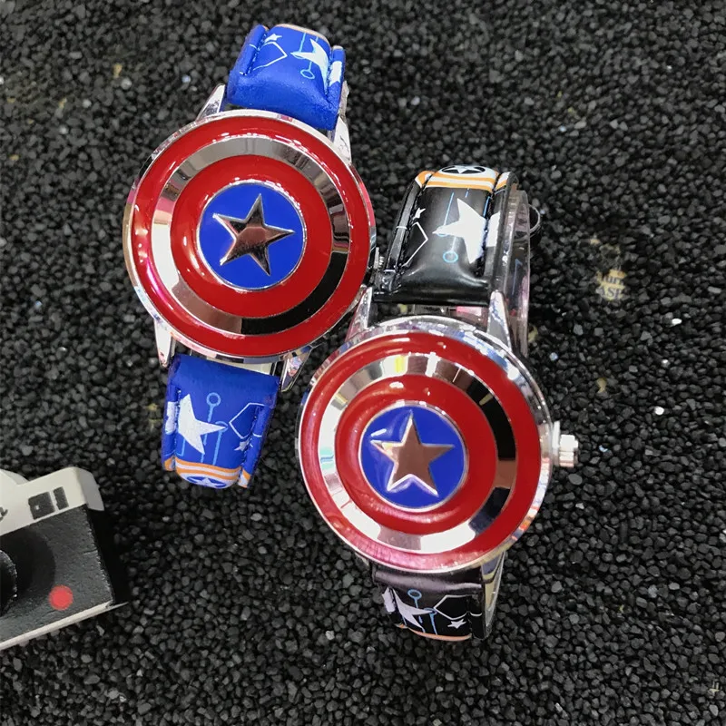 Высокое качество дети флип часы супергерой Человек-паук Водонепроницаемый аниме кожаный ремешок детей часы Reloj Hombre для подарок для мальчика девочки