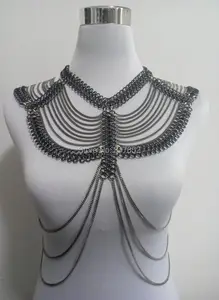 Fashion Body Chain Jewelry Girls Red Rose Chain Mail Flower Harness Top  Women Daisy Chainmail Top