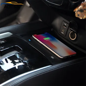 

QI car wireless charger For Nissan Qashqai/X-Trail 2017 Intelligent Infrared Fast Wireless Charging Car Phone Holder for iphone