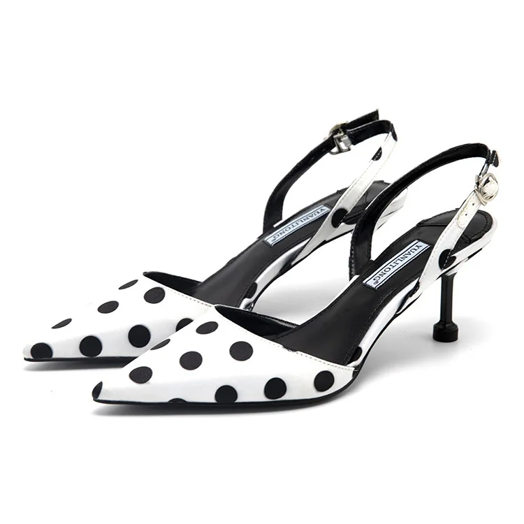 

2019 summer new style sandals female Korean version of the pointed simple and playful high-heeled women's high-heeled shoes with