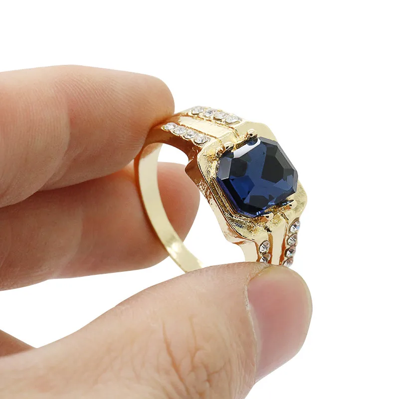 2018 Fashion Blue Stone Gold Color Rings For Women Man Party Wedding Ring Hang Jewelry Size 8 9 10 11