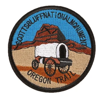 

1 PIC 3.62*3.62 INCH Retro Vehicle Embroidery Patch Back Adhesive Cloth Denim Coat Hat Pack Packing Decoration Chest Patch