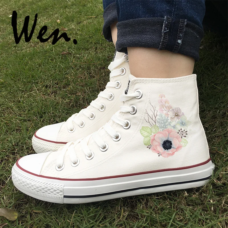 black athleisure shoes