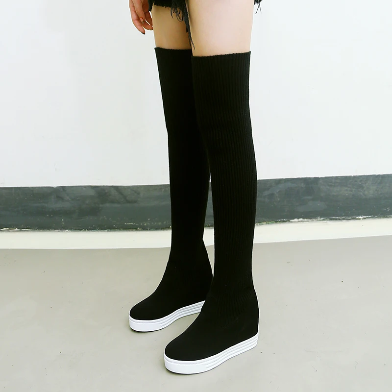 QUTAA/ г.; вязаные эластичные сапоги выше колена из флока на танкетке и высоком каблуке; женская обувь с круглым носком, увеличивающая рост; Size34-43