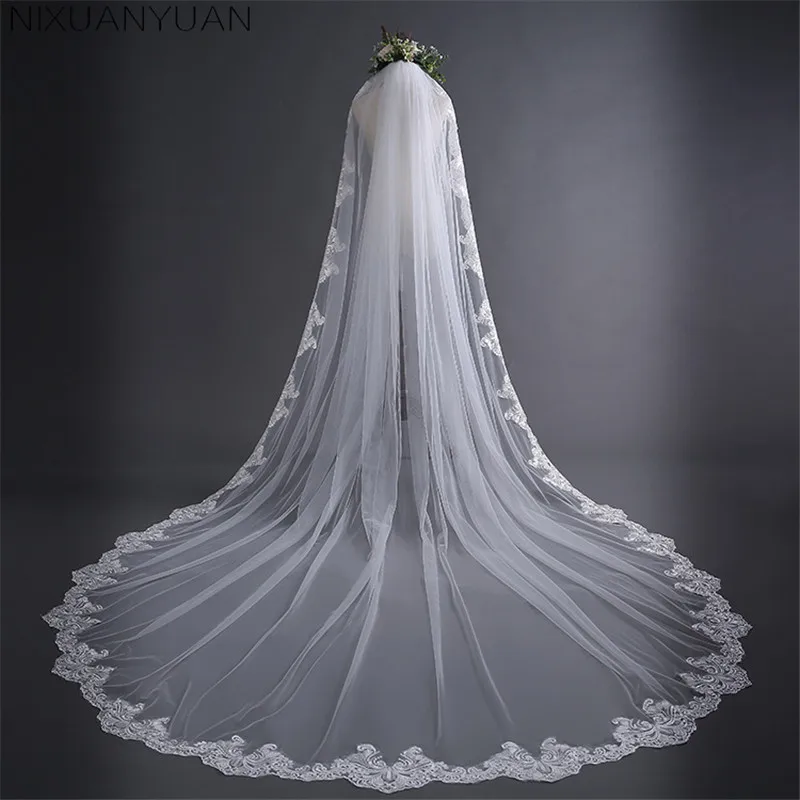 

New off White Cathedral Wedding Veils Long Lace Edge Bridal Veil with Comb Wedding Accessories Bride Mantilla Wedding Veil