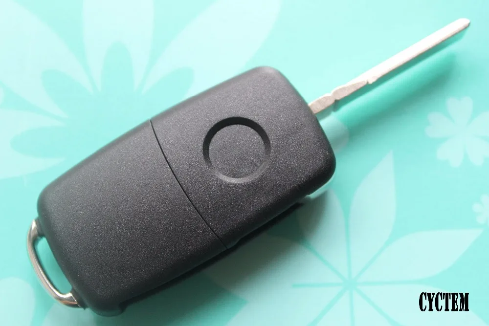 

CYCTEM New Replacement Key Shell 3 Buttons Car Flip Folding Remote Key Case Housing Fit For VW Volkswagen ( 5K0837202AD)