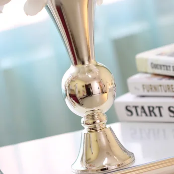 

Hot sale crystal iron candelabra candle holder for wedding centerpiece