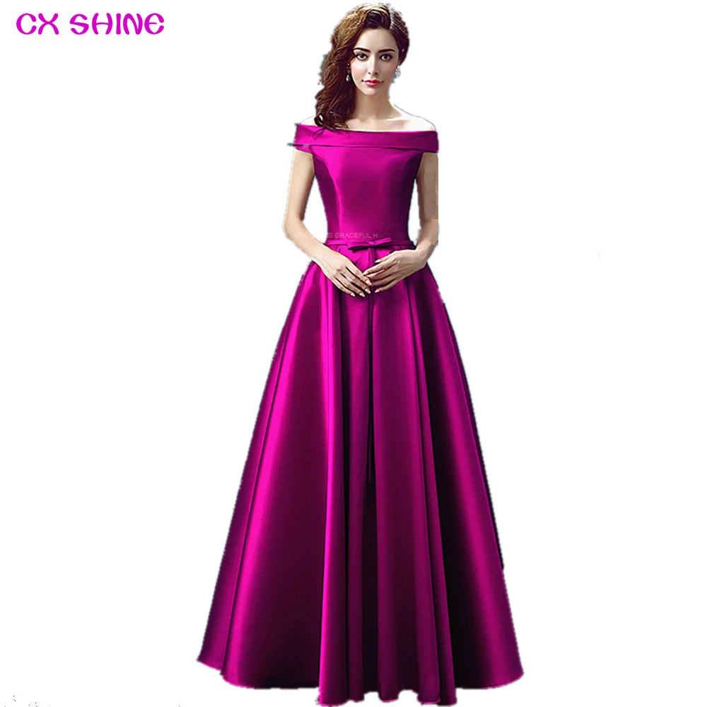 vestido na cor fucsia