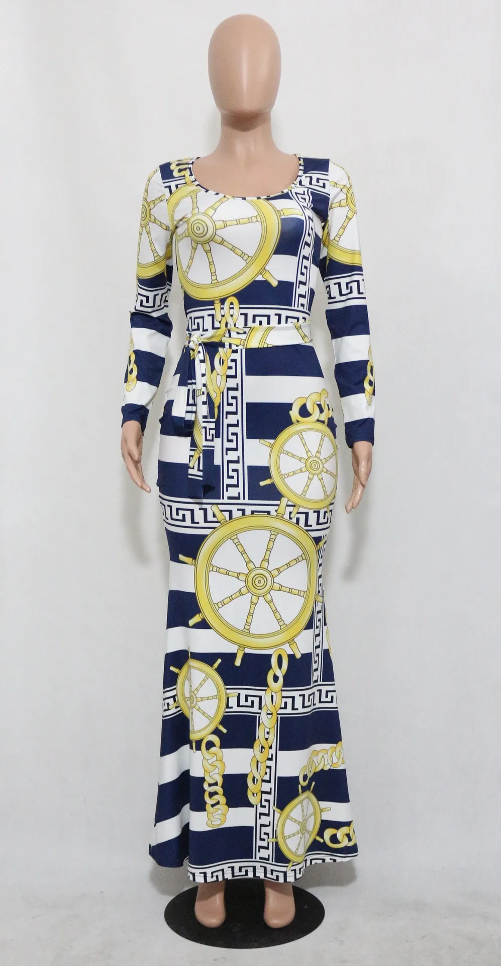 3445895715_2011816866