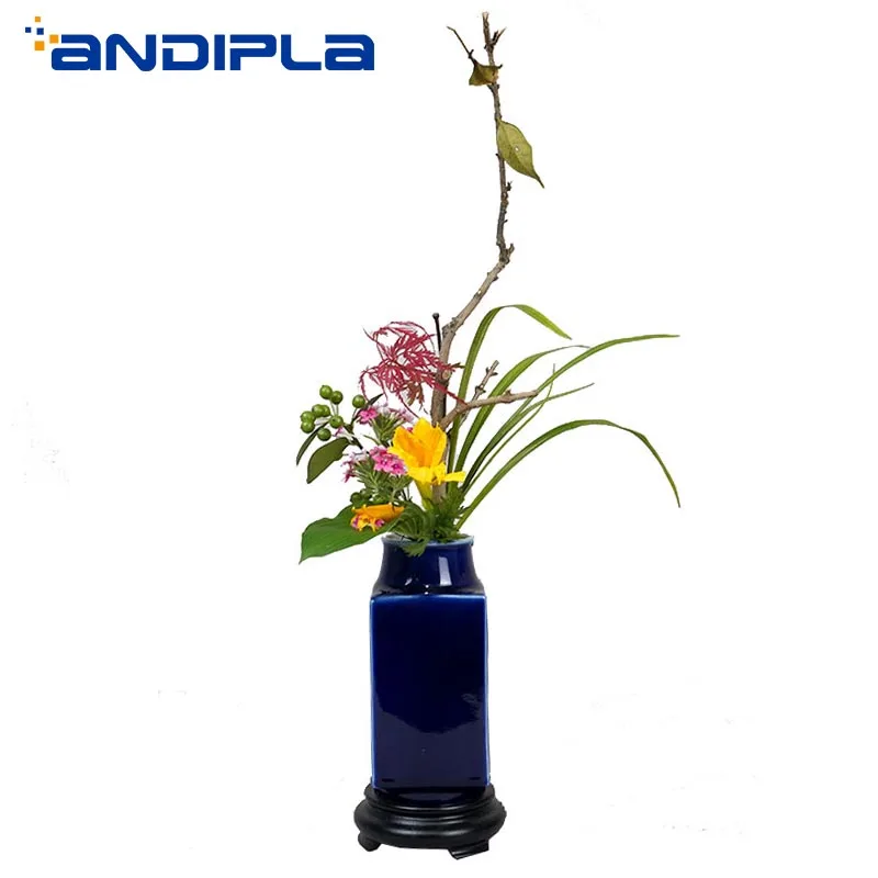 

Creative Exquisite Ceramic Planters White Blue Vases Desktop Hydroponics Flower Pot Dining Room Wedding Decor Ikebana Ornaments