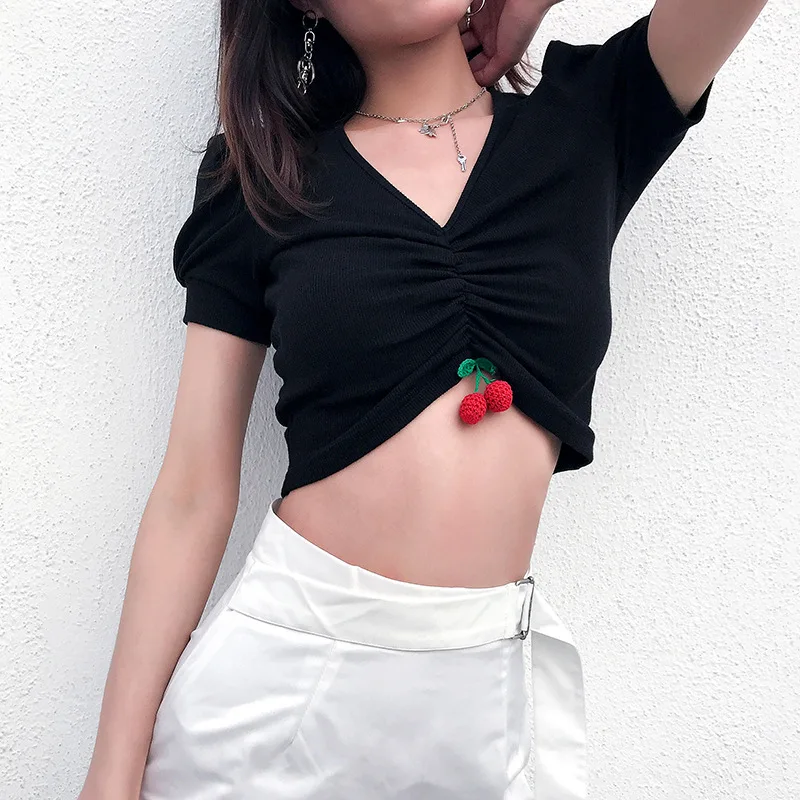 2019 الصيف أعلى Kawaii الكرز الأسود Ruched المحاصيل أعلى نفخة قصيرة الأكمام قصيرة المرأة الخامس الرقبة كشكش المحاصيل أعلى المتناثرة أعلى الصيف